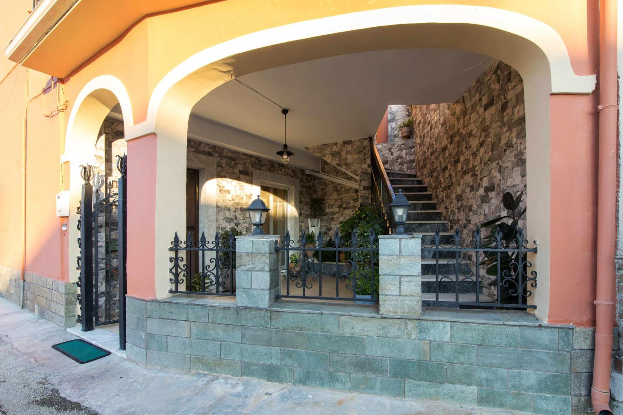 The Stone Nest By Corfuescapes Apartment