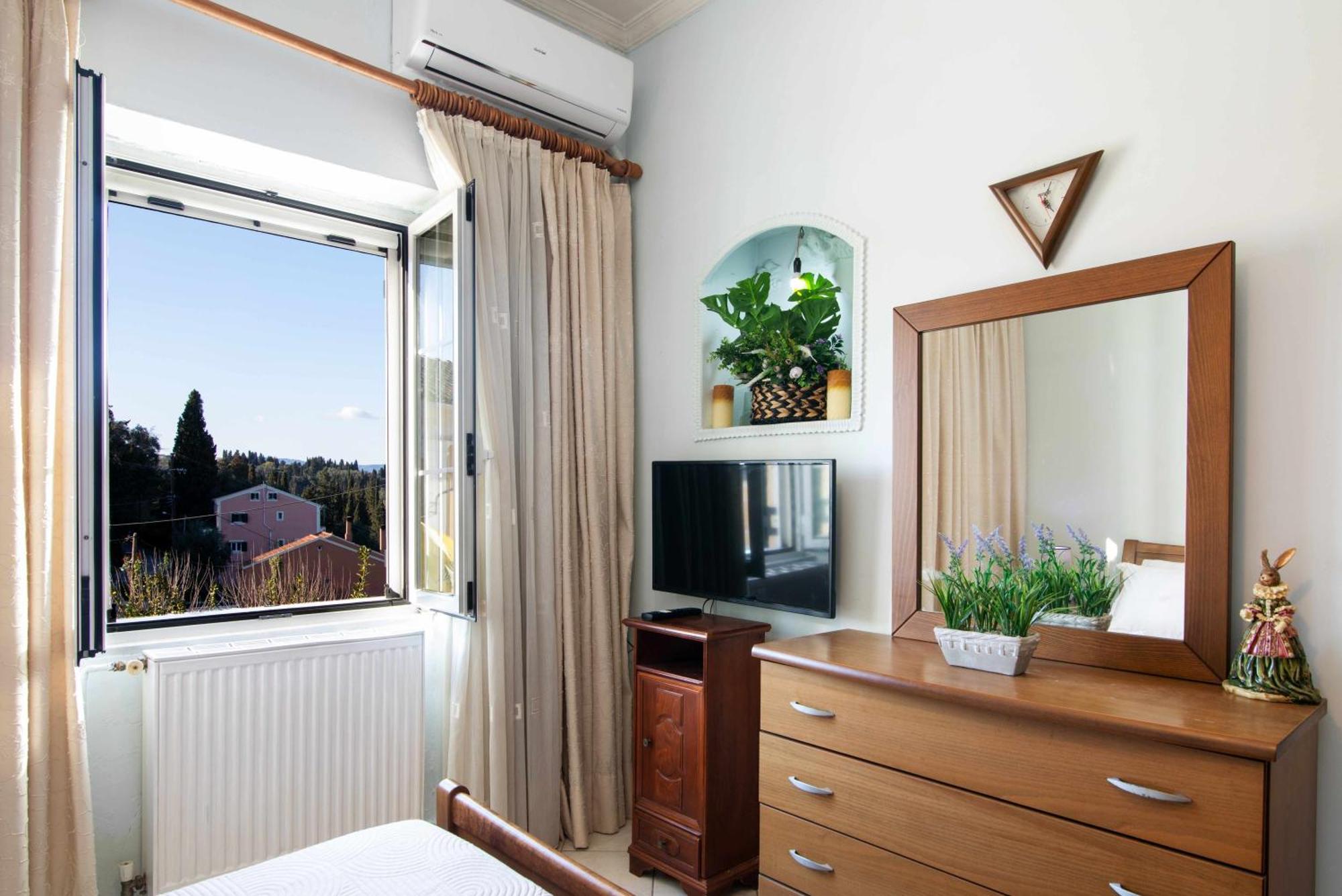 The Stone Nest By Corfuescapes Apartment *